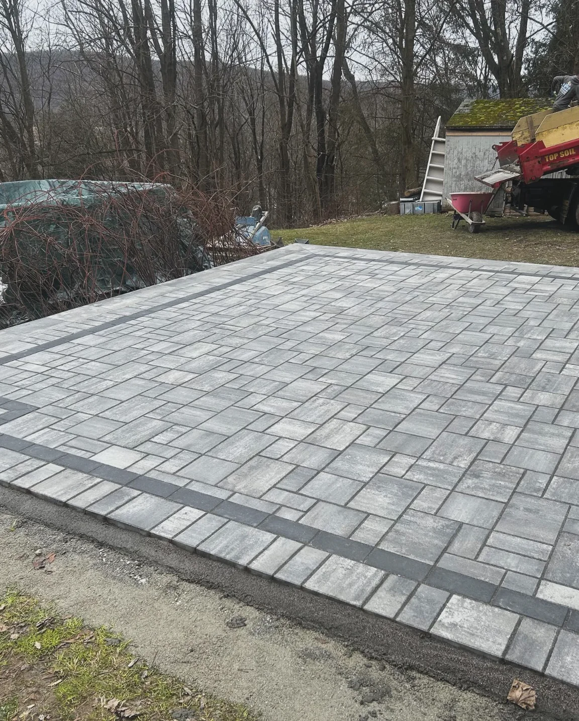 Blue River Landscaping LLC